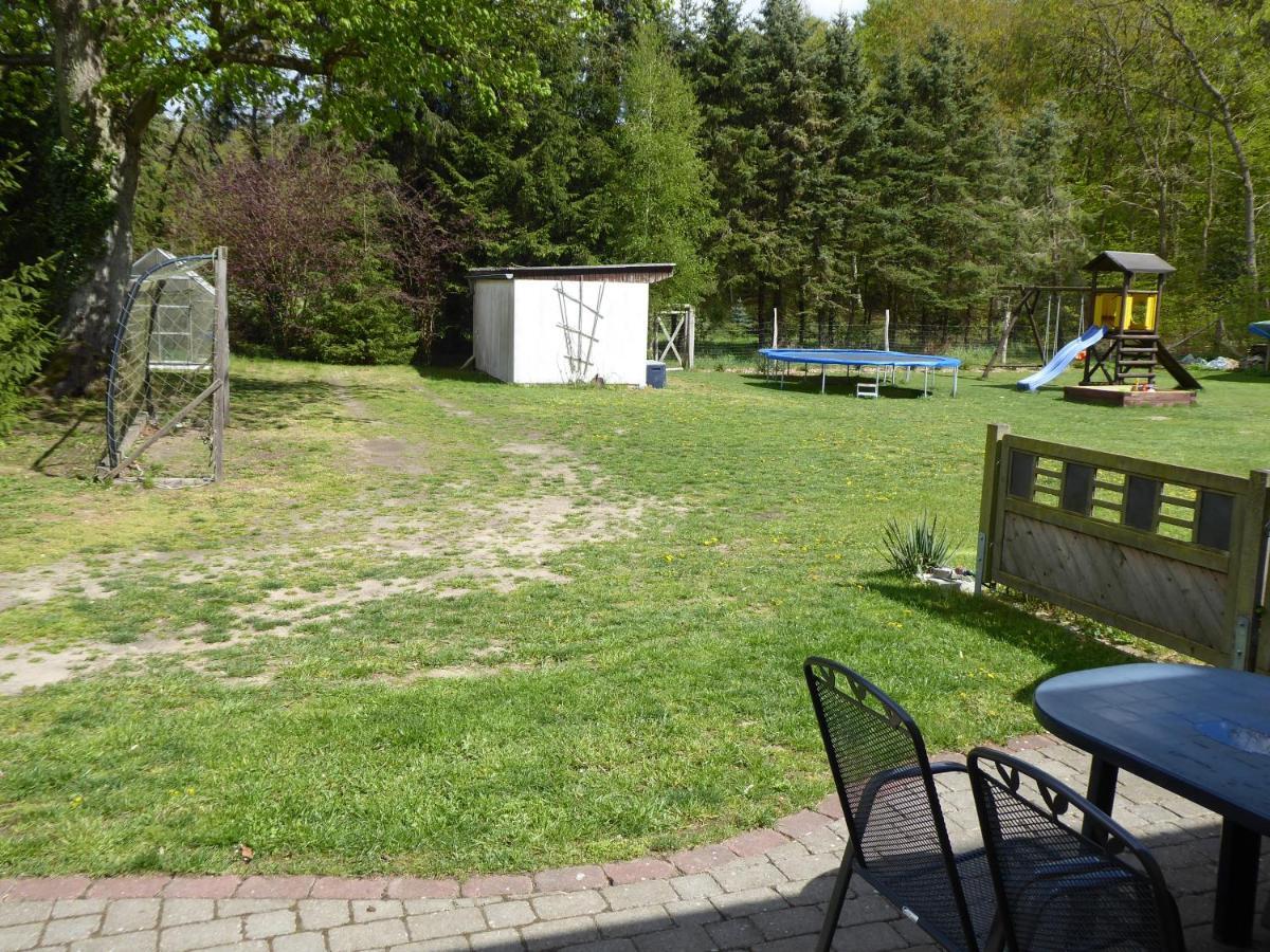 Ferienwohnung Ostseewald Росток Екстериор снимка